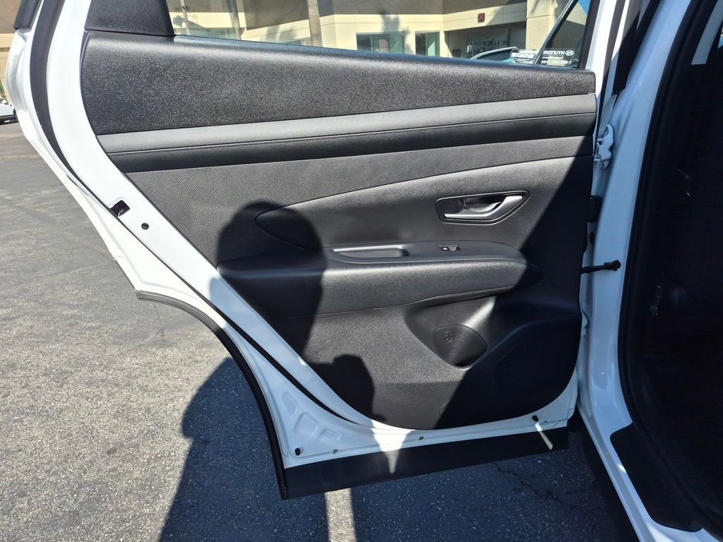 Used 2025 Hyundai Tucson SE image 20