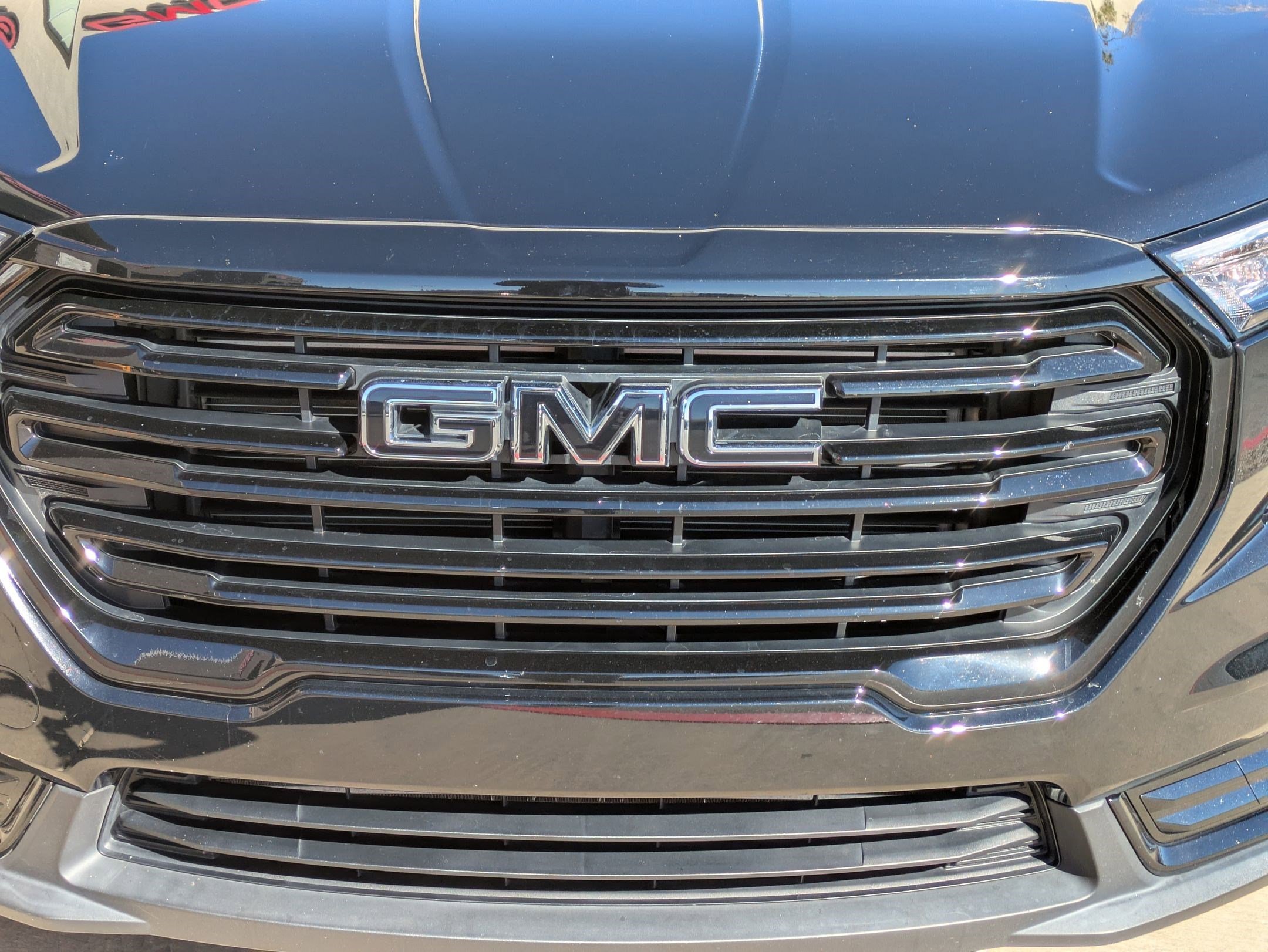 Certified 2023 GMC Terrain SLE w/ Elevation Edition image 9