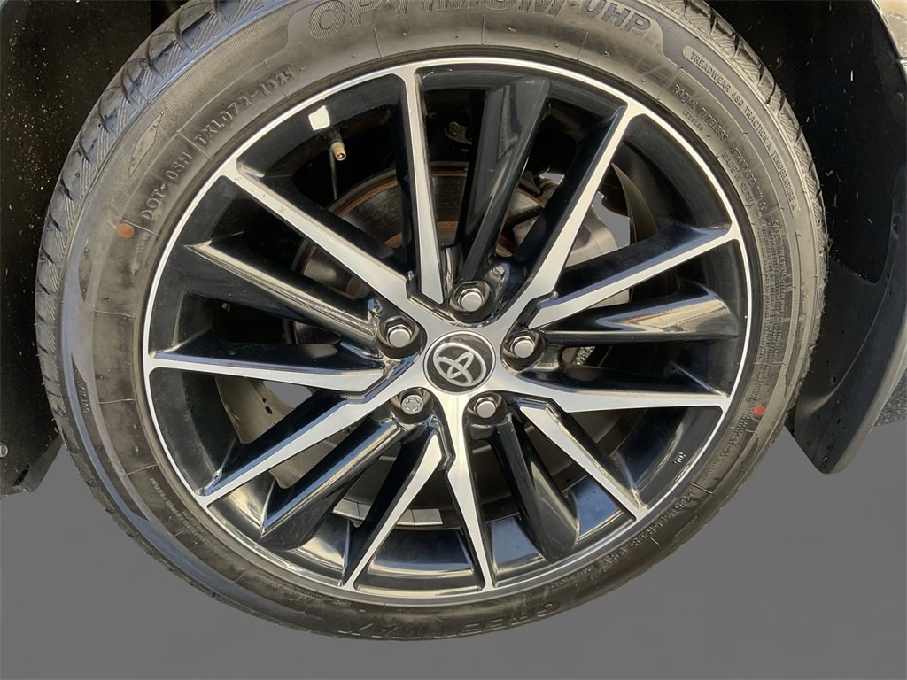 Used 2024 Toyota Camry SE image 8