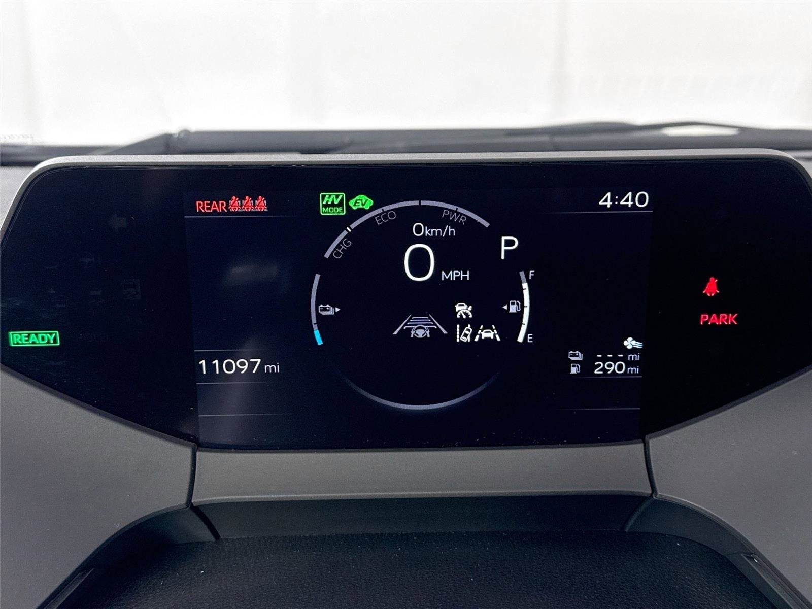 Used 2025 Toyota Prius Plug-In Hybrid image 20