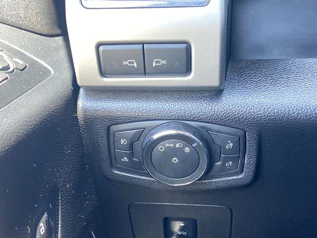 Used 2016 Ford F150 Lariat w/ Equipment Group 501A Mid AWD/4WD image 14