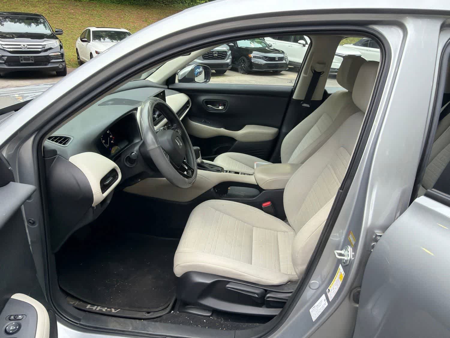 Used 2024 Honda HR-V LX image 16