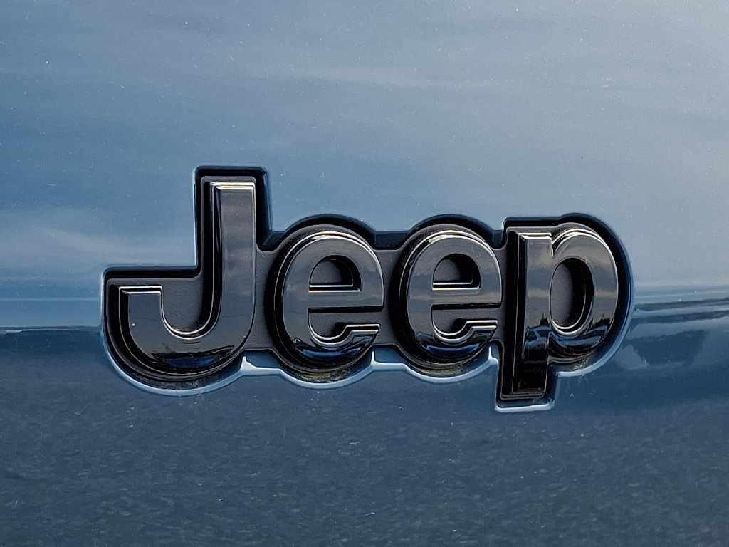 New 2026 Jeep Grand Cherokee L Limited w/ Limited Altitude Package AWD/4WD image 21