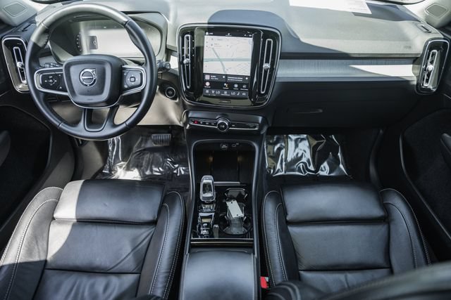Certified 2023 Volvo XC40 B5 Plus w/ Climate Package AWD/4WD image 20