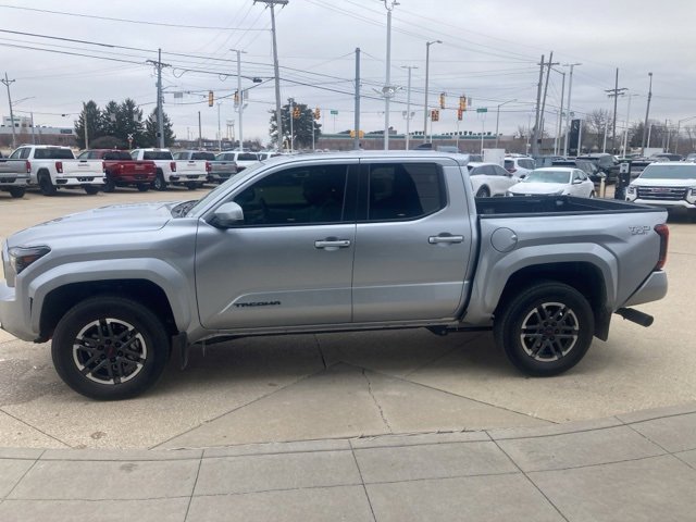Used 2025 Toyota Tacoma Limited