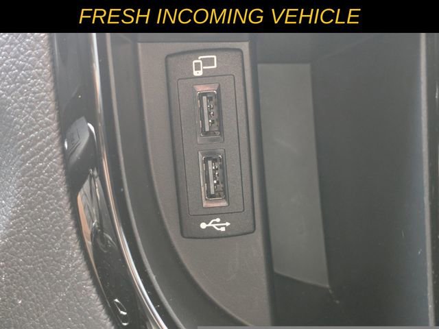 Used 2023 Mercedes-Benz Metris Passenger image 23