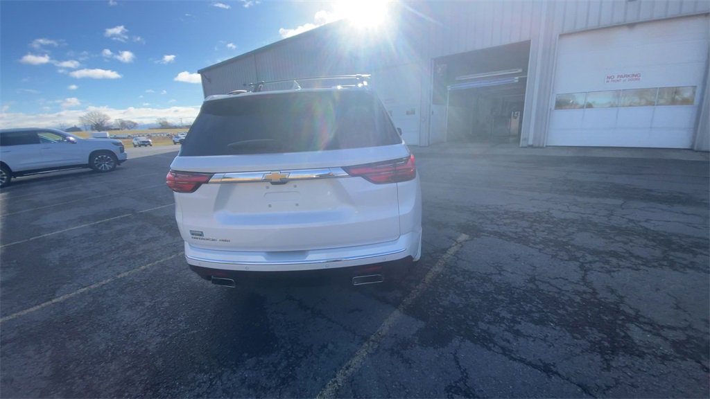 Certified 2022 Chevrolet Traverse High Country w/ LPO, Floor Liner Package image 7