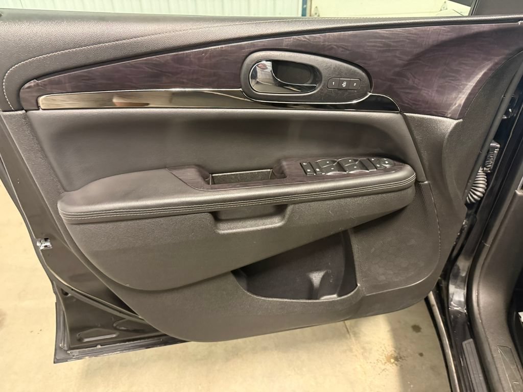 Used 2016 Buick Enclave Leather AWD/4WD image 21
