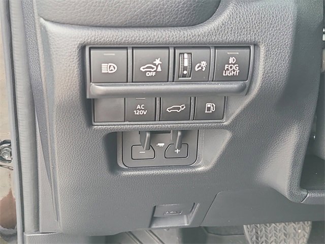 Used 2024 Toyota Land Cruiser image 29