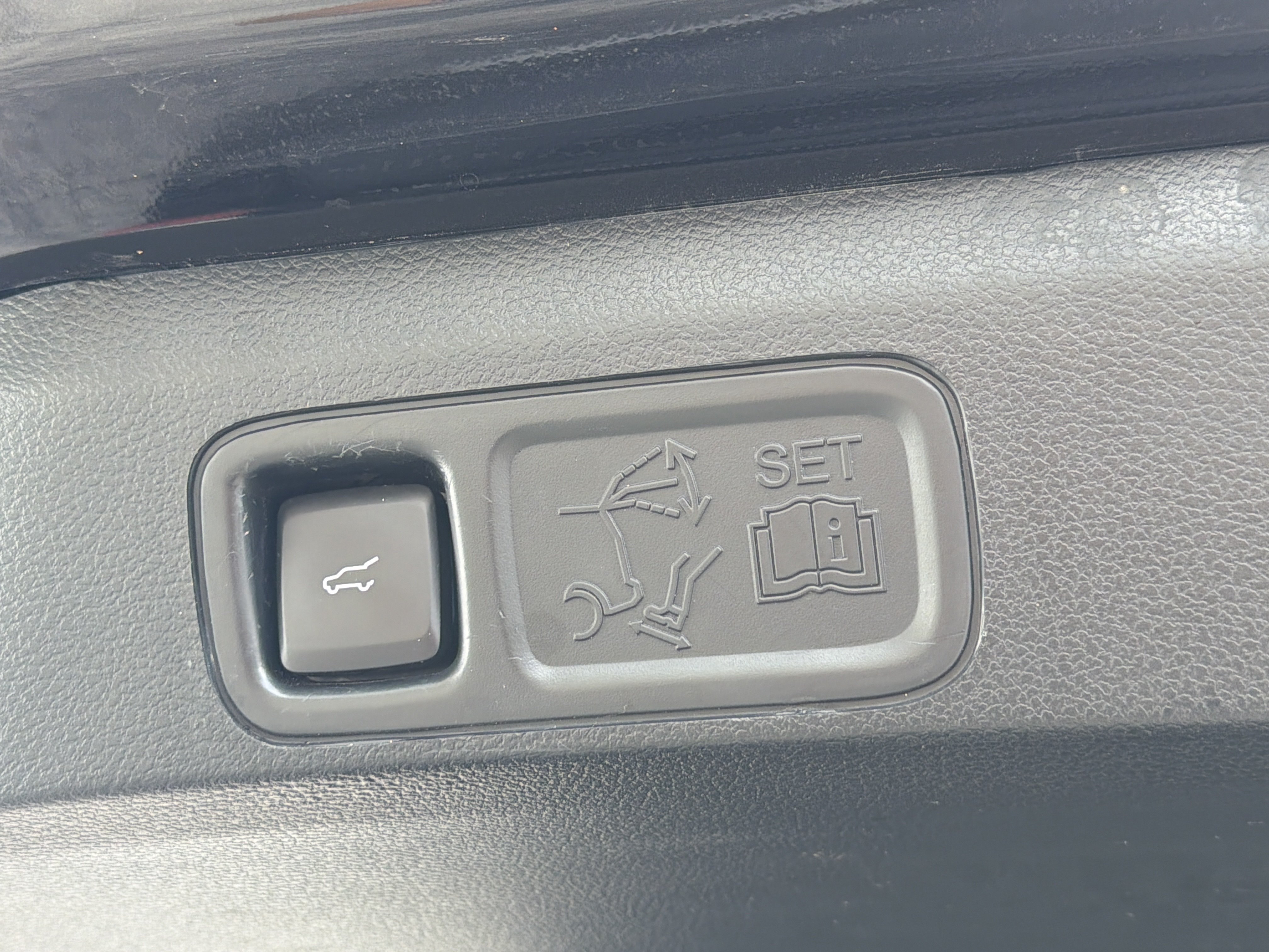 Used 2021 Ford Expedition Limited RWD image 18