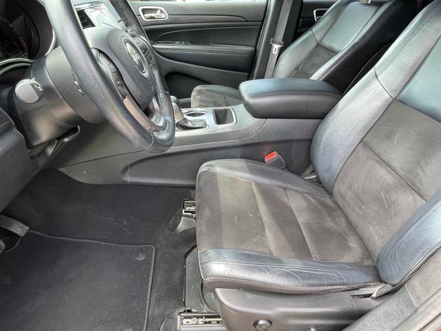 Used 2020 Jeep Grand Cherokee Altitude AWD/4WD image 18