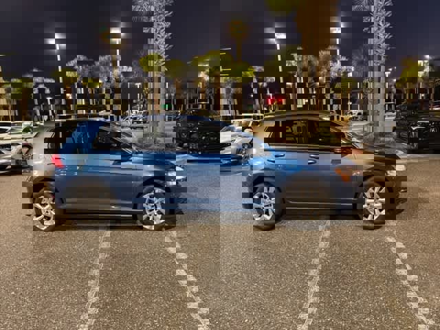 Used 2021 Volkswagen Golf 4-Door image 7