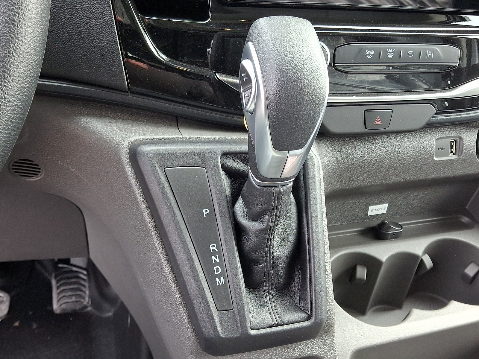 New 2026 Ford Transit 350 w/ Interior Upgrade Package RWD image 12