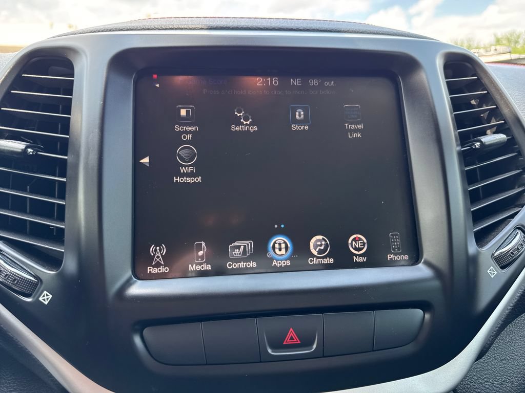 Used 2015 Jeep Cherokee Trailhawk w/ Leather Interior Group AWD/4WD image 27