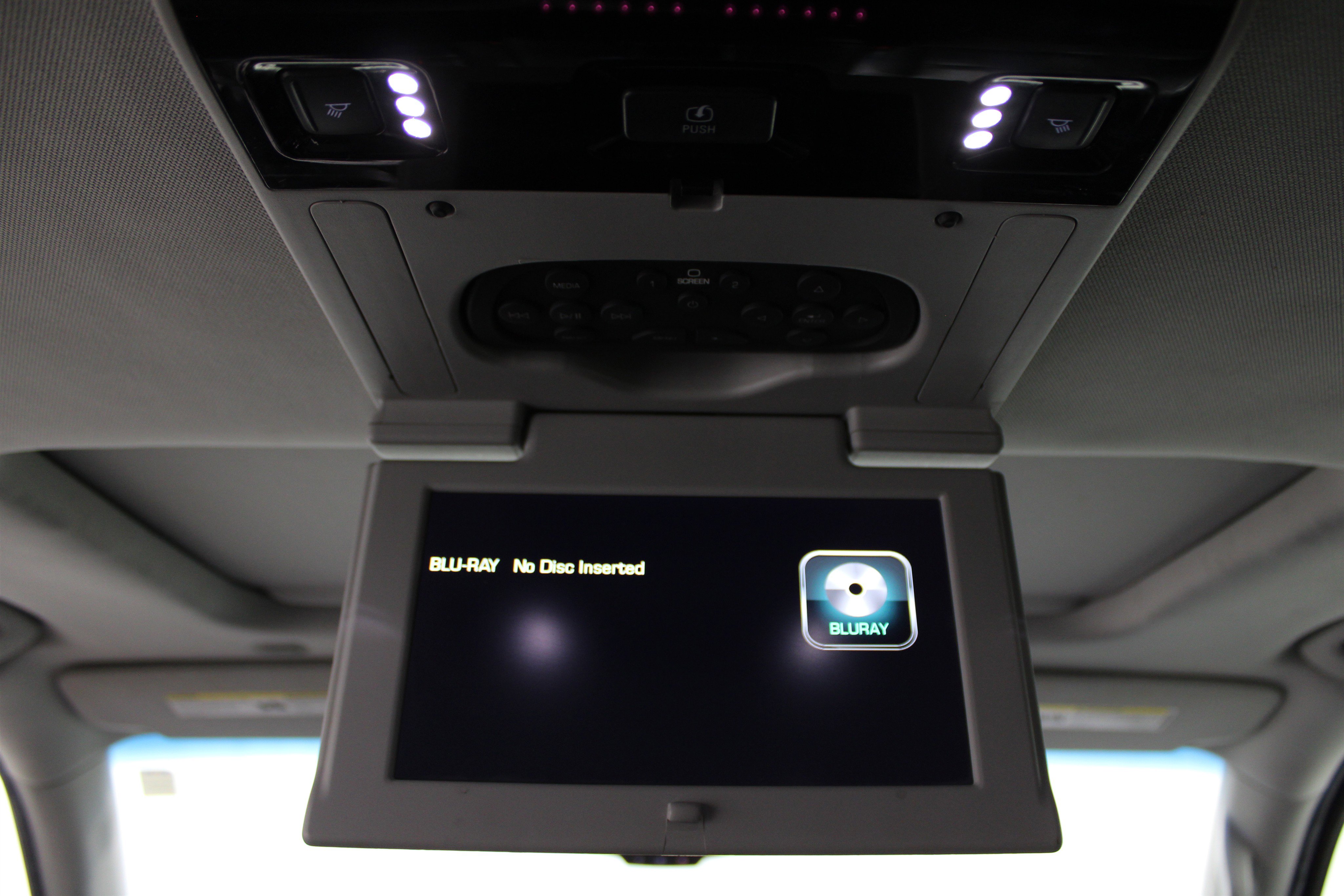 Used 2016 Chevrolet Suburban LTZ image 25