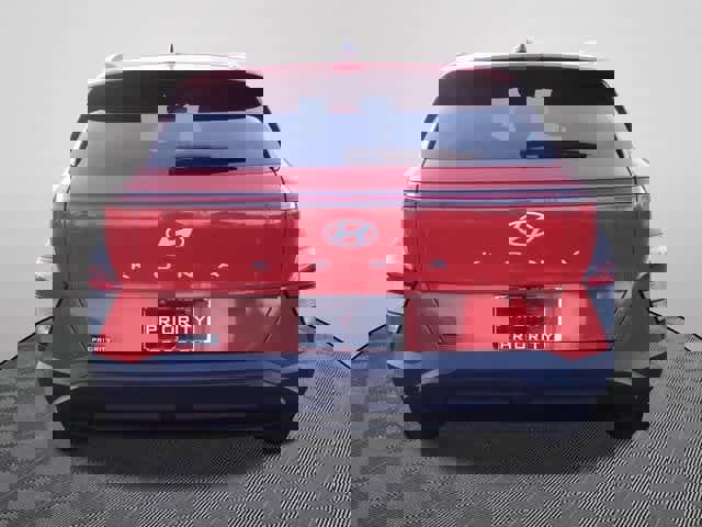 Used 2024 Hyundai Kona SEL image 3