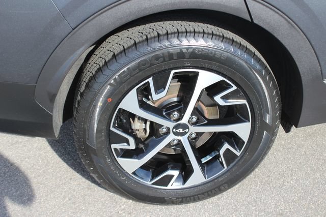 Certified 2024 Kia Sportage EX AWD/4WD image 37