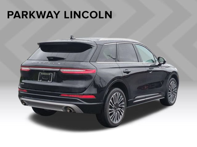 Used 2022 Lincoln Corsair Reserve w/ Equipment Group 201A AWD/4WD image 5