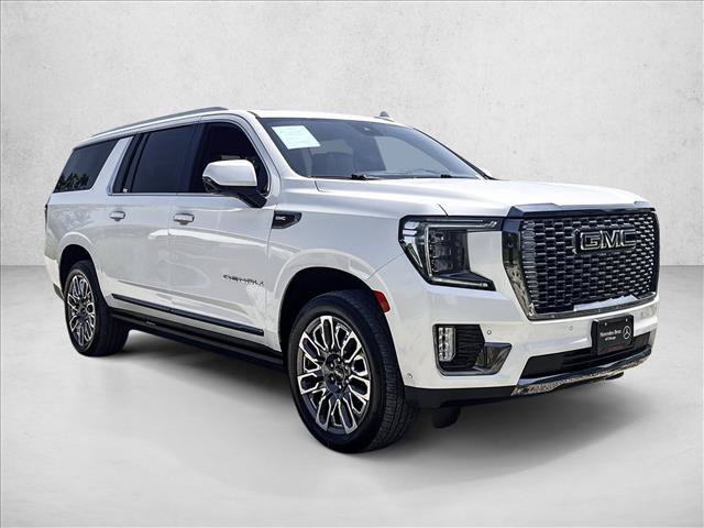 Used 2024 GMC Yukon XL Denali Ultimate AWD/4WD video 3