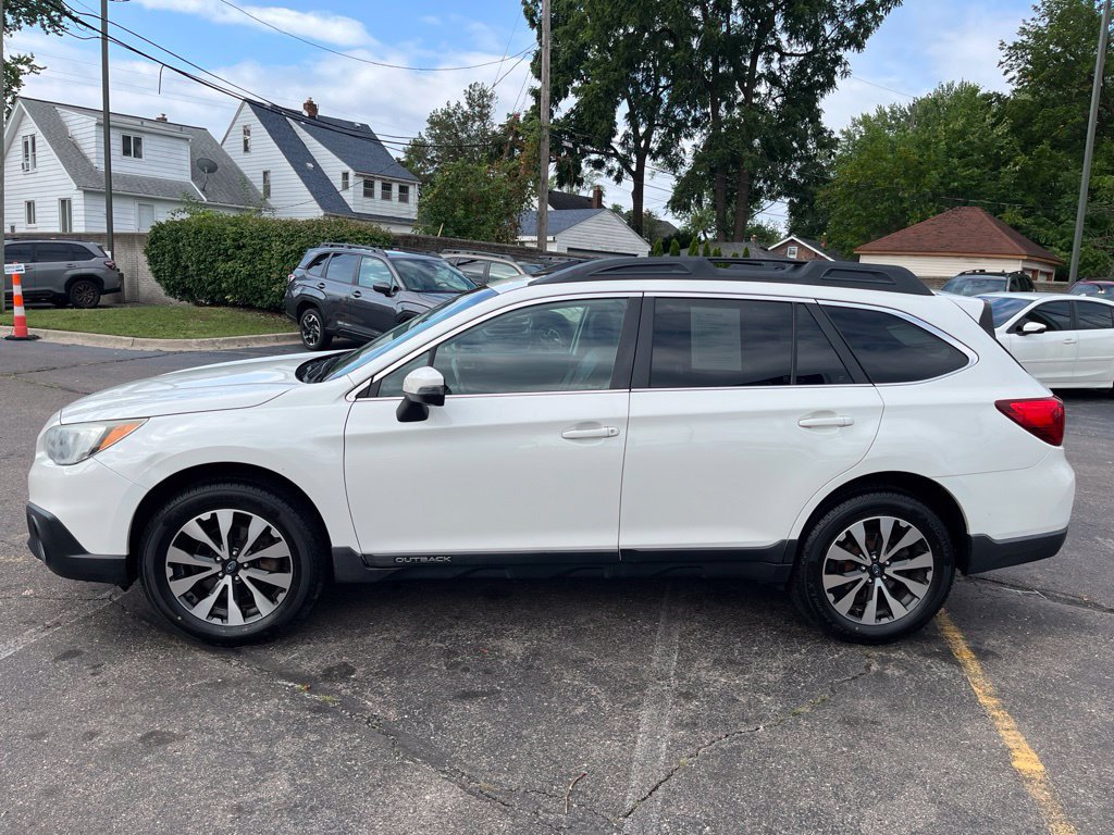 Used 2015 Subaru Outback 2.5i Limited AWD/4WD image 7