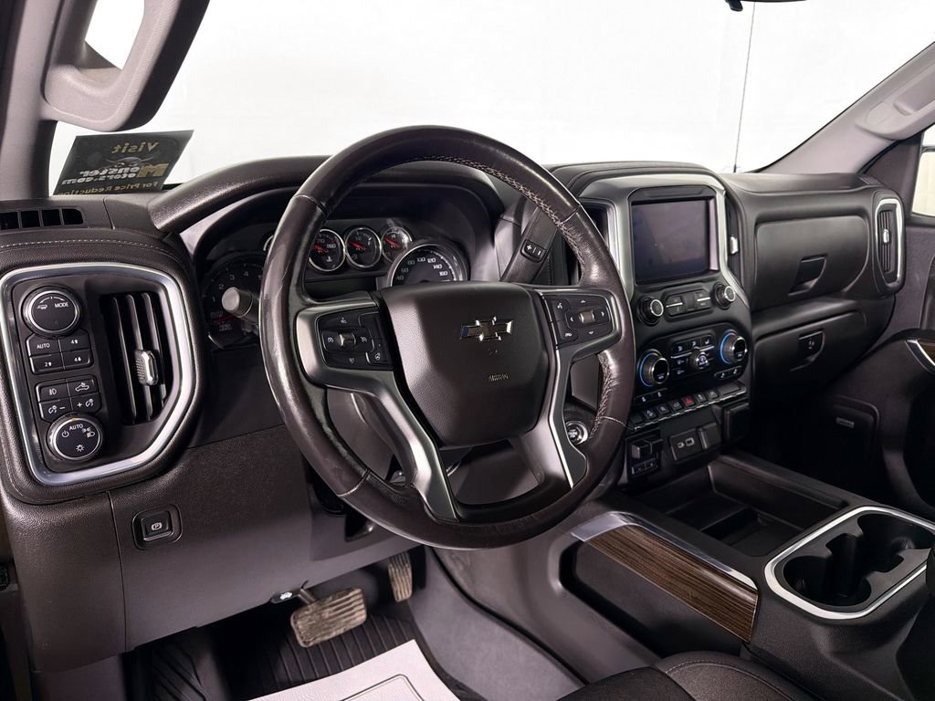 Used 2021 Chevrolet Silverado 1500 RST image 9
