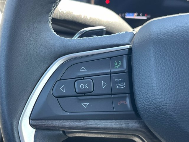Certified 2025 Jeep Grand Cherokee Limited w/ Luxury Tech Group II RWD image 30