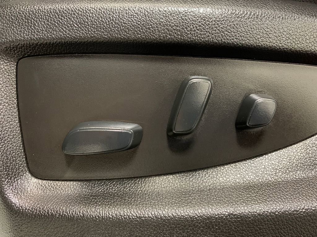 Used 2018 Chevrolet Silverado 1500 LT w/ All Star Edition image 5