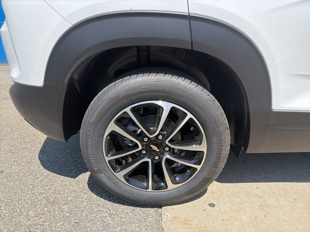 New 2026 Chevrolet TrailBlazer LT w/ LT Cold Weather Package AWD/4WD image 27