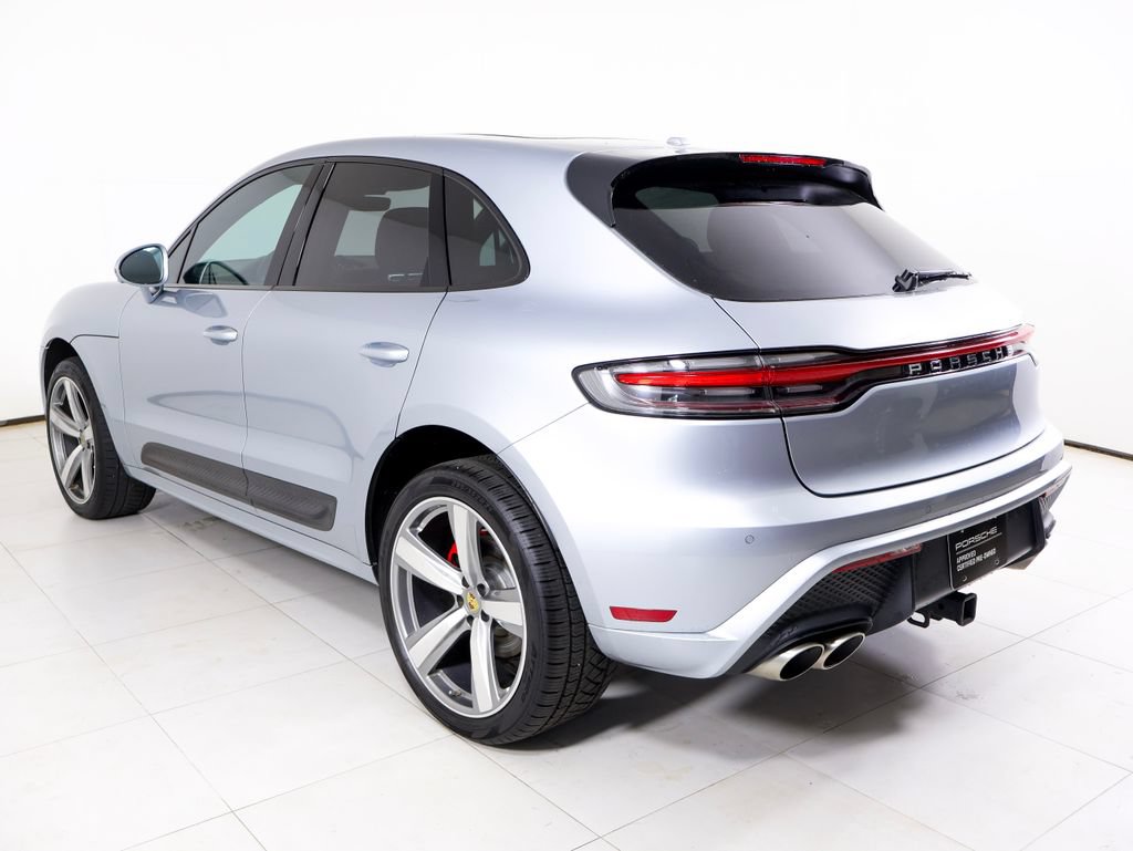 Certified 2022 Porsche Macan S w/ Premium Package Plus AWD/4WD image 3