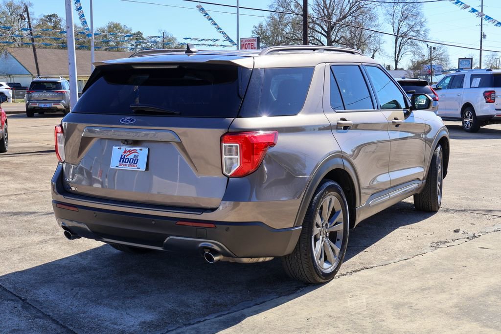 Used 2021 Ford Explorer XLT w/ Equipment Group 202A image 19