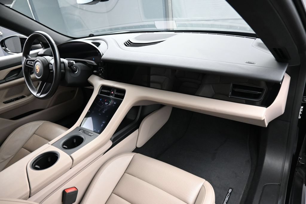 Certified 2021 Porsche Taycan RWD image 29