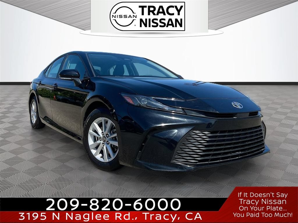 Used 2025 Toyota Camry LE FWD image 1