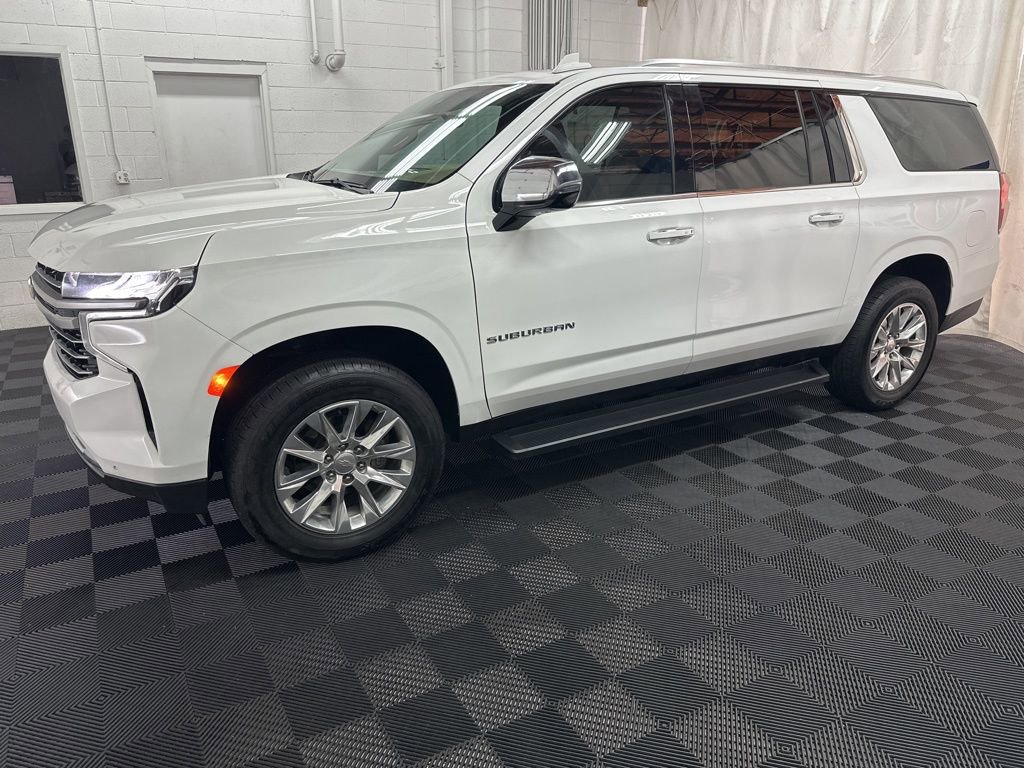 Used 2021 Chevrolet Suburban Premier w/ Premium Package image 5