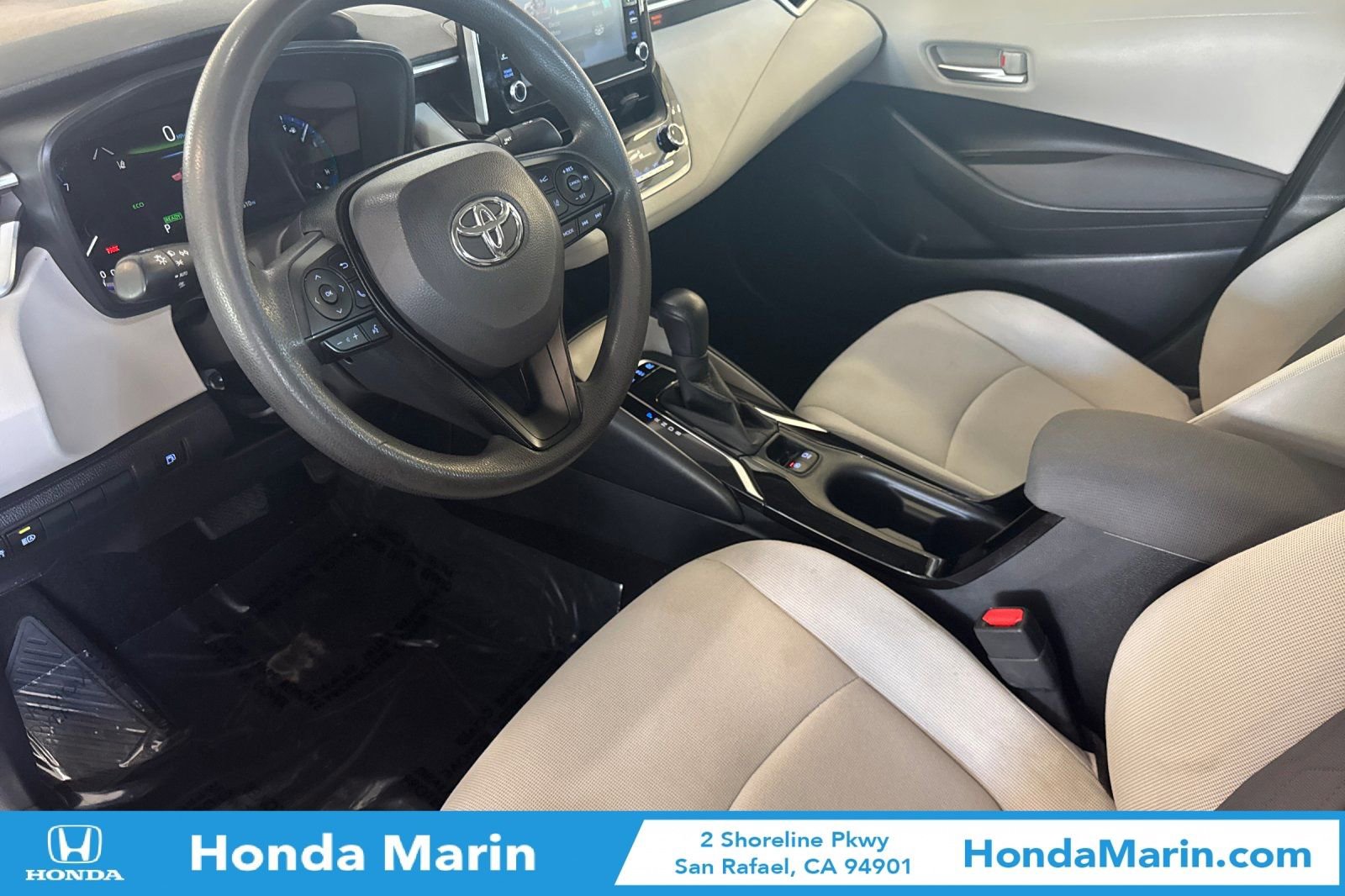 Used 2020 Toyota Corolla LE FWD image 11