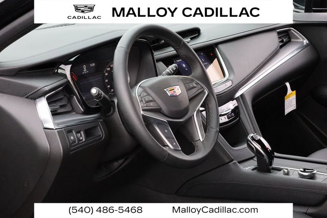 Used 2025 Cadillac XT5 Luxury w/ LPO, Floor Liner Package image 25