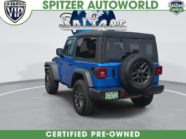 Used 2025 Jeep Wrangler Sport AWD/4WD image 8