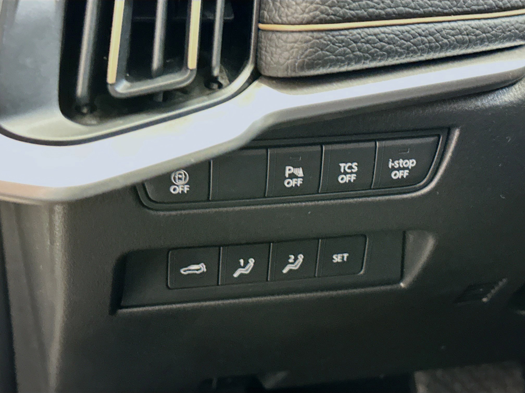 Used 2025 MAZDA CX-90 3.3 Turbo w/ Premium Sport Pkg image 17