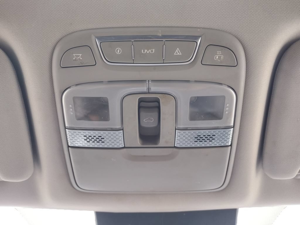Used 2022 Kia Telluride S AWD/4WD image 35