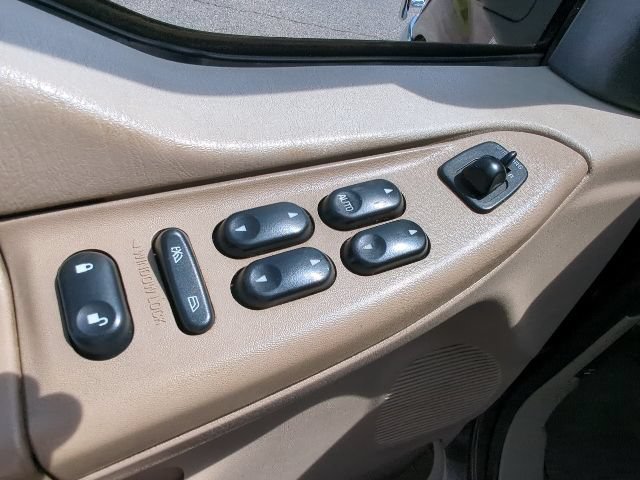 Used 2004 Ford F350 4x4 Crew Cab DRW Super Duty image 25