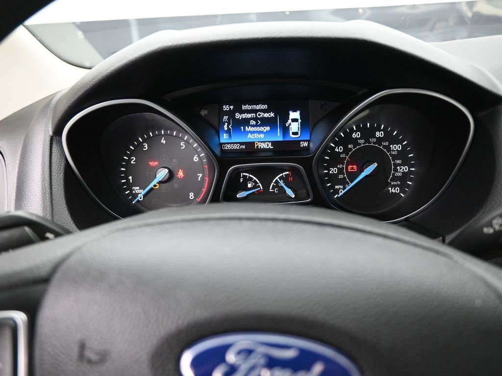 Used 2018 Ford Focus SE image 12