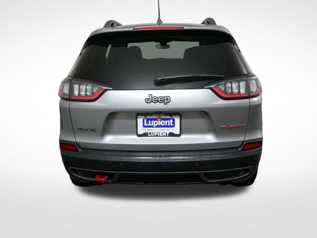 Used 2020 Jeep Cherokee Trailhawk w/ Cold Weather Group AWD/4WD video 4