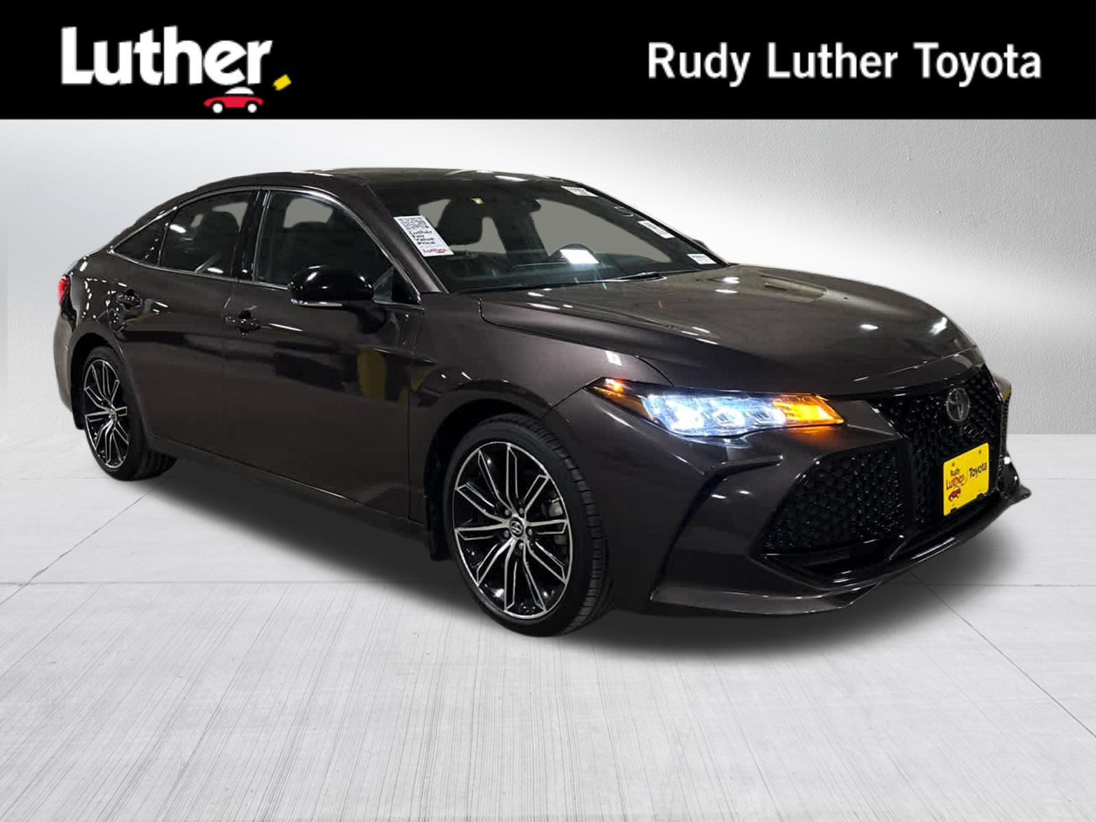 Used 2019 Toyota Avalon XSE