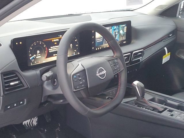 New 2026 Nissan Sentra SR w/ SR Premium Package FWD image 8