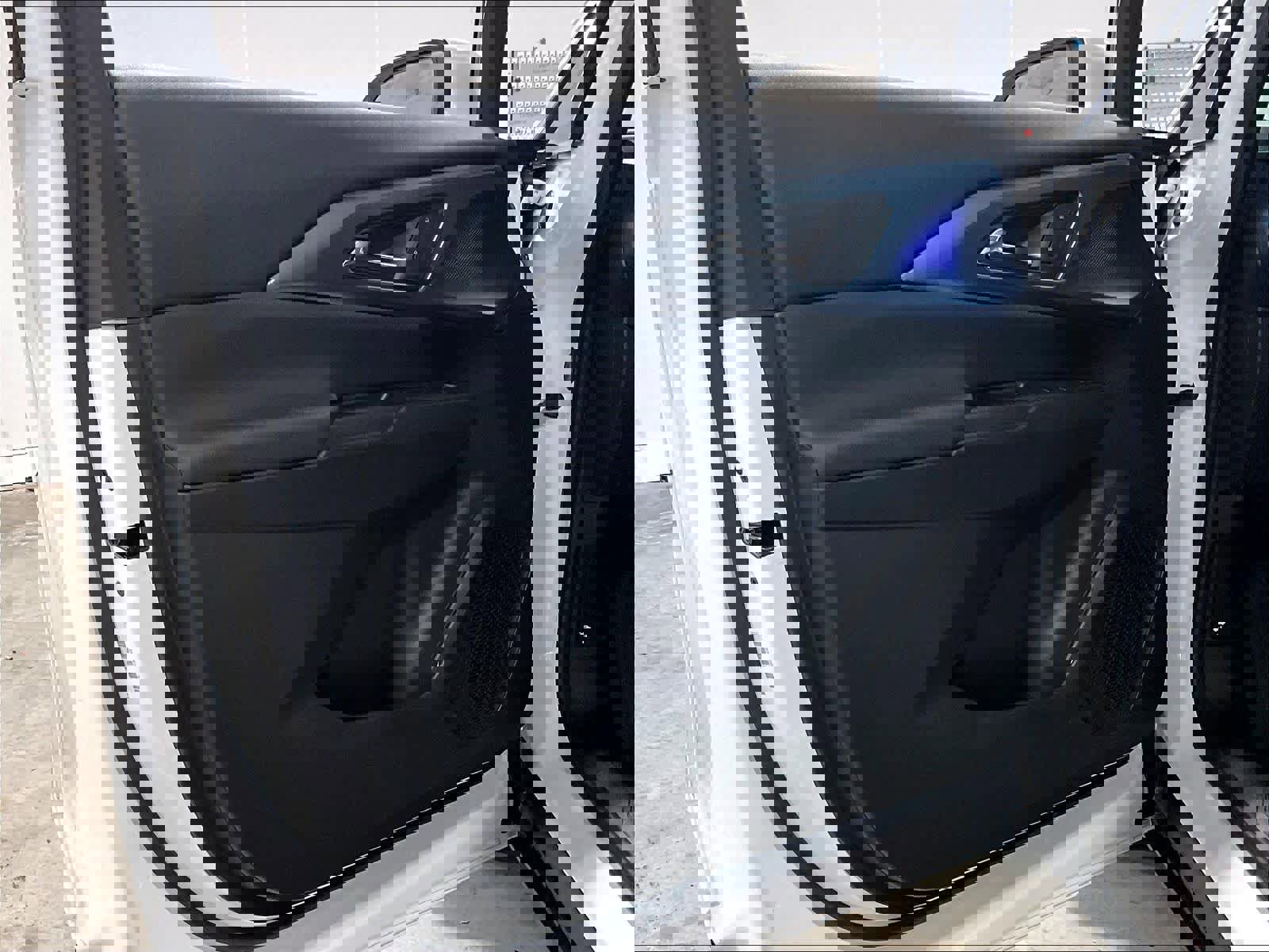 Used 2025 Chevrolet Equinox EV LT w/ Convenience Package image 9