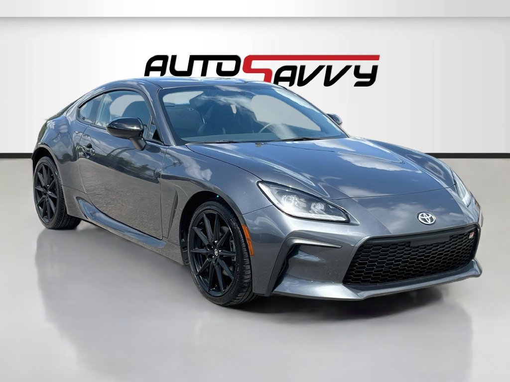 Used 2025 Toyota GR86 Premium w/ ALL Weather Mat Package (TMS) RWD image 1