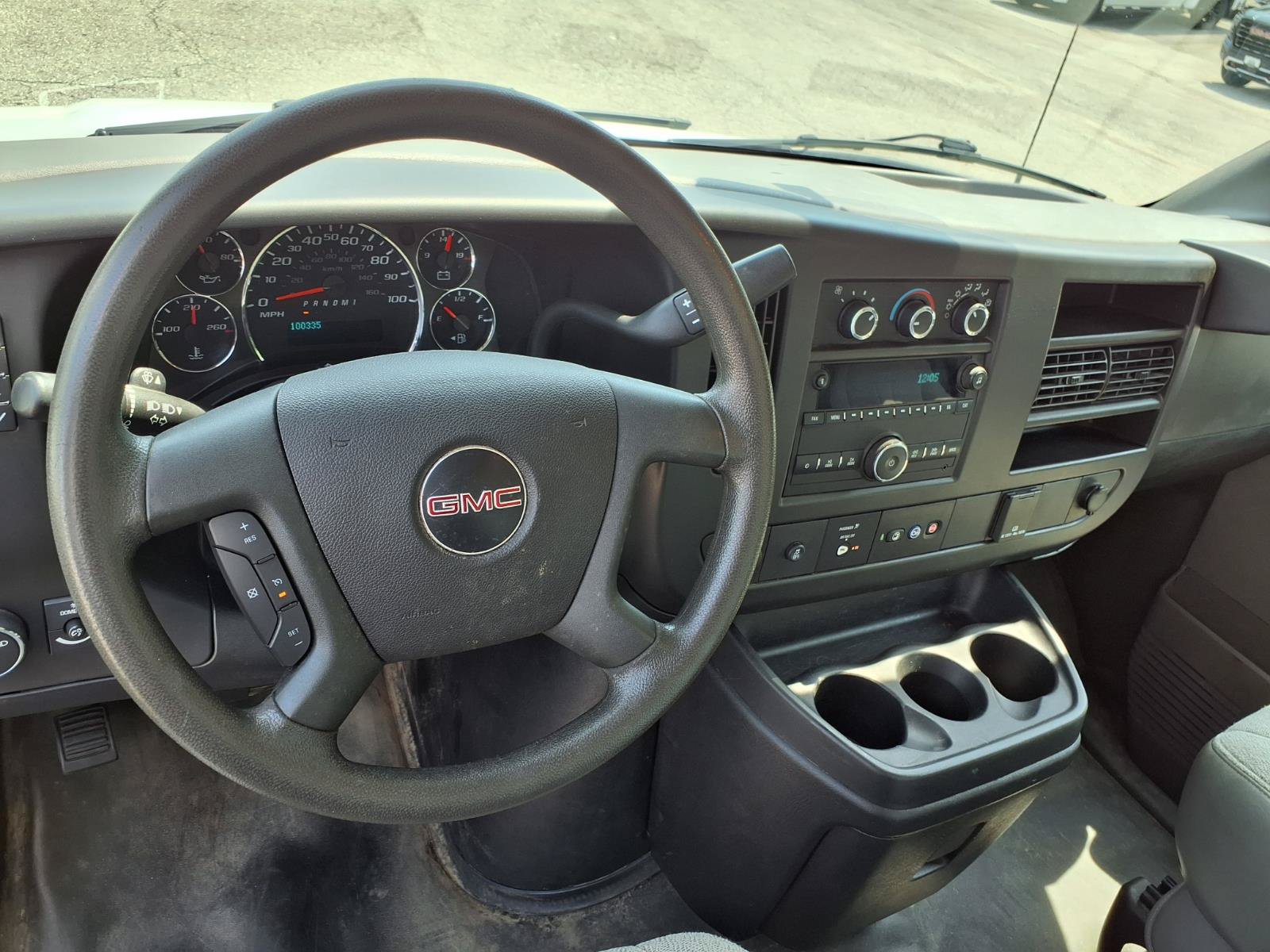 Used 2019 GMC Savana 3500 w/ Power Convenience Package RWD image 2
