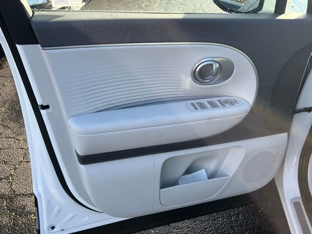 New 2026 Hyundai Ioniq 9 SEL image 8