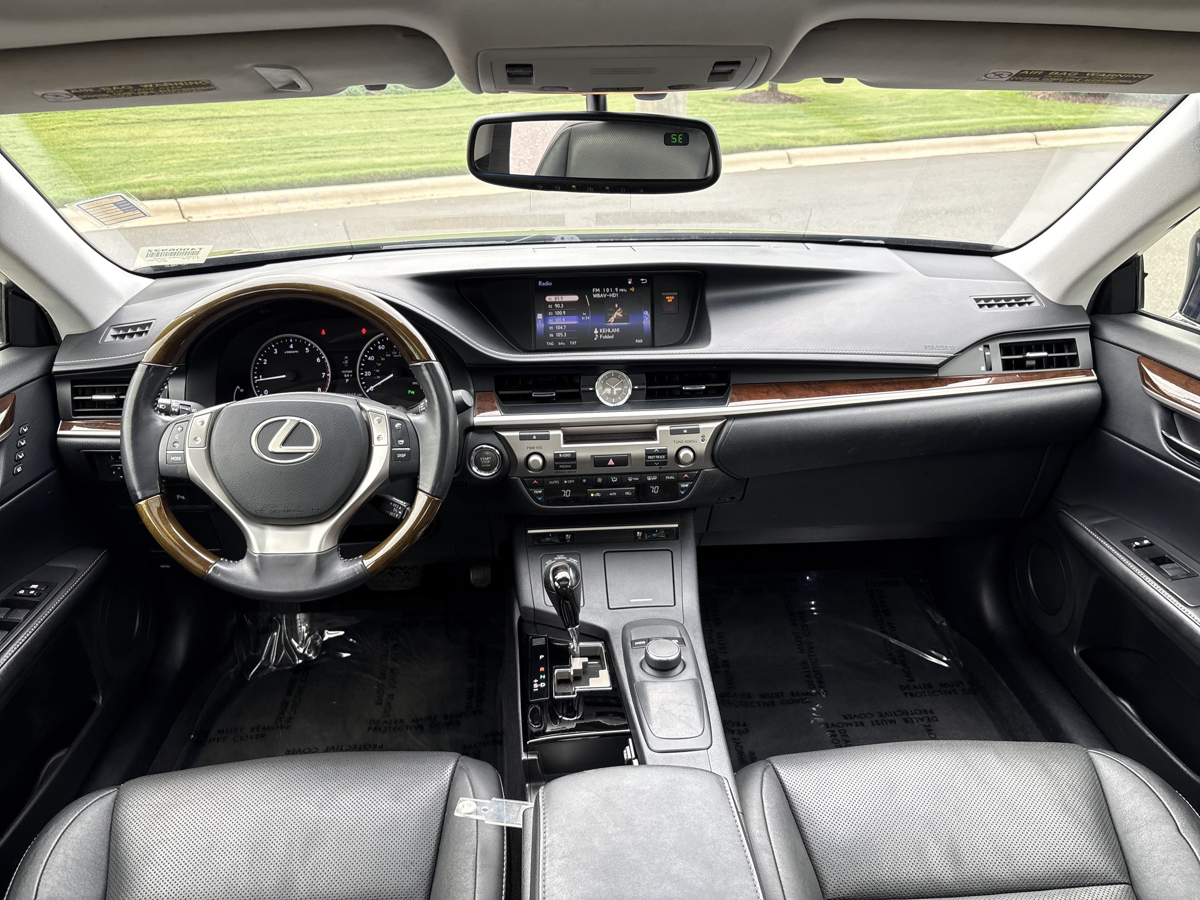 Used 2015 Lexus ES 350 w/ Premium Package FWD image 21