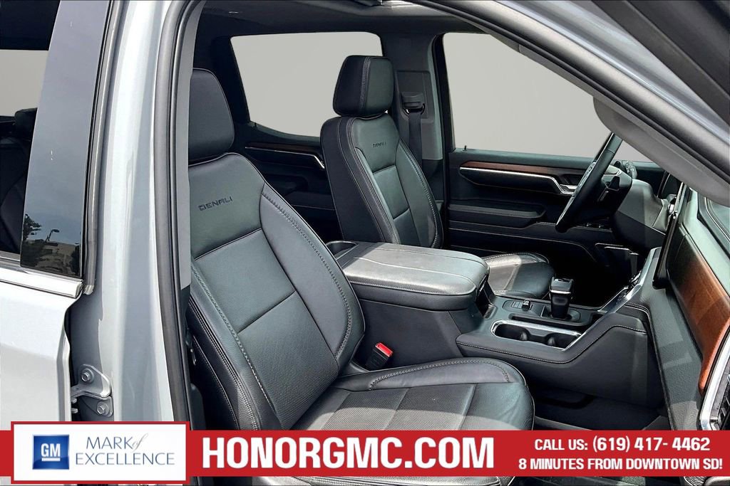 Used 2024 GMC Sierra 1500 Denali w/ Technology Package AWD/4WD image 29