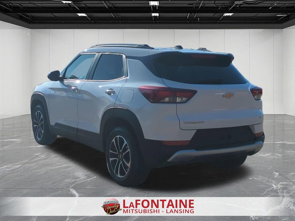 Used 2025 Chevrolet TrailBlazer LT image 6